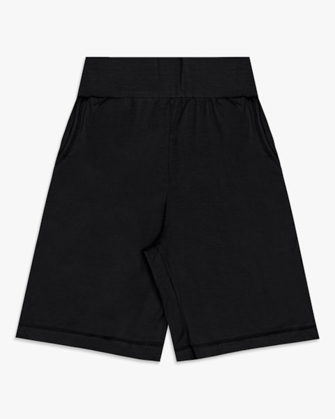 Bermuda Feminina em Malha Crepe com Bolso - Cereja Rosa - Preto