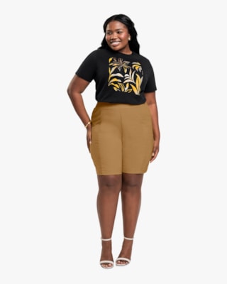 Bermuda Feminina Plus Size em Alfaiataria - Cereja Rosa - Inca