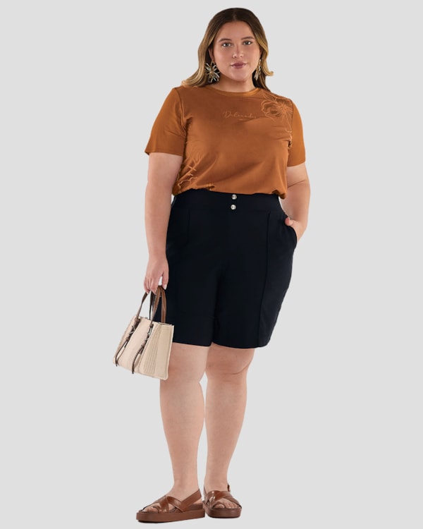 Bermuda Feminina Plus Size em Alfaiataria com Bolso - Cereja Rosa - Preto