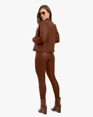 Blazer Feminino com Bolso em Cirrê Peluciado - Cereja Rosa- Chocolate