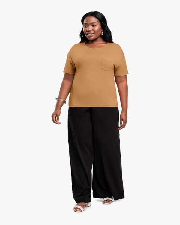 Blusa Básica Feminina Plus Size com Bolso - Cereja Rosa - Capim Dourado