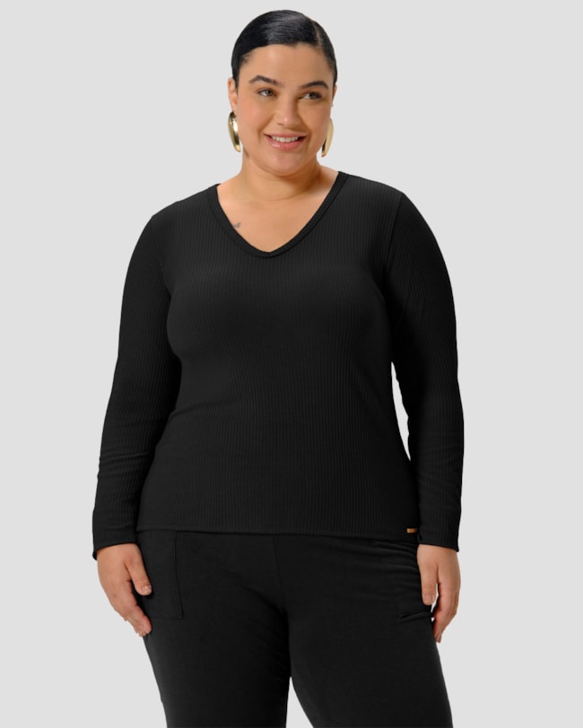 Blusa Básica Plus Size Canelada Decote V - Cereja Rosa - Preto-6bff6762-2822-4466-972a-82d41a835ba1