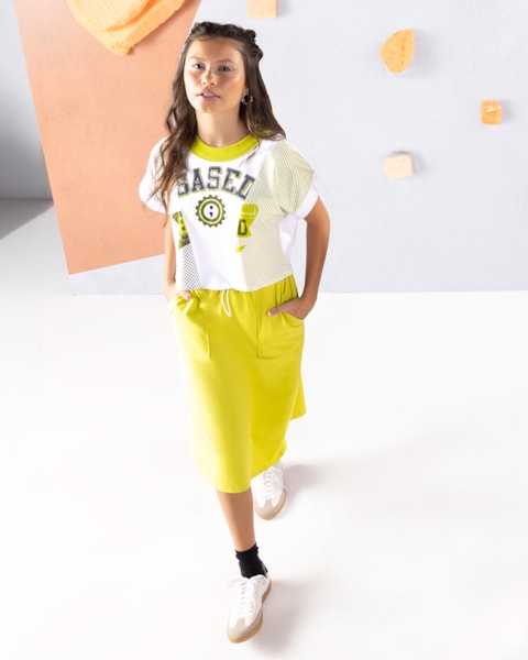 Blusa Estampada Juvenil com Gola Contraste - BaseD - Aspargo