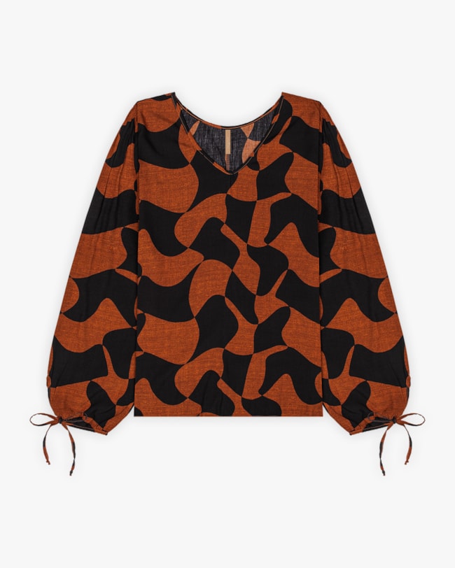 Blusa Estampada Plus Size com Manga Longa - Cereja Rosa - Ocre-1707a02d-9e29-437e-bf49-e7db8f846818