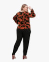 Blusa Estampada Plus Size com Manga Longa - Cereja Rosa - Ocre-4118231e-5029-4003-9760-bffdd410096c