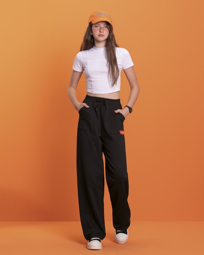 Blusa Feminina com Decote Alto Based-2646fdaa-43da-4eeb-ad1d-11e00e0840b0