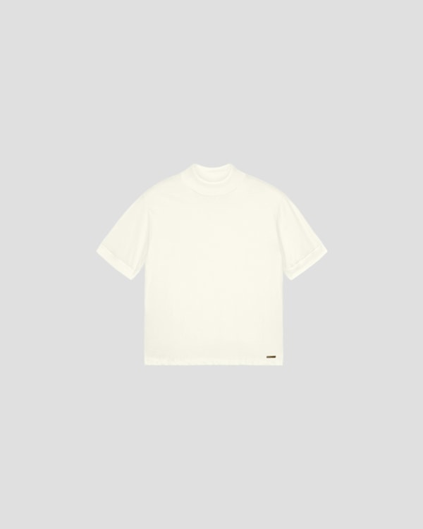 Blusa Feminina em Meia Malha com Gola Alta - Cereja Rosa - Branco