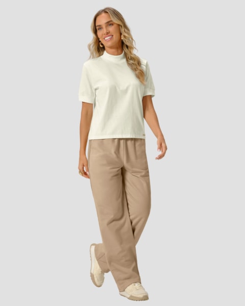 Blusa Feminina em Meia Malha com Gola Alta - Cereja Rosa - Branco