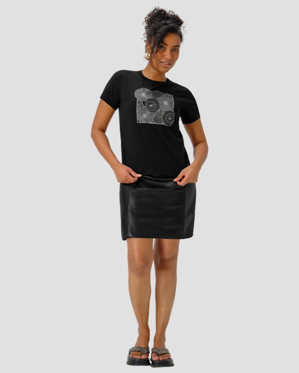 Blusa Feminina em Meia Malha com Retilínea - Cereja Rosa - Preto