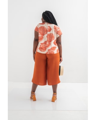 Blusa Feminina em Tecido Estampado Cereja Curves