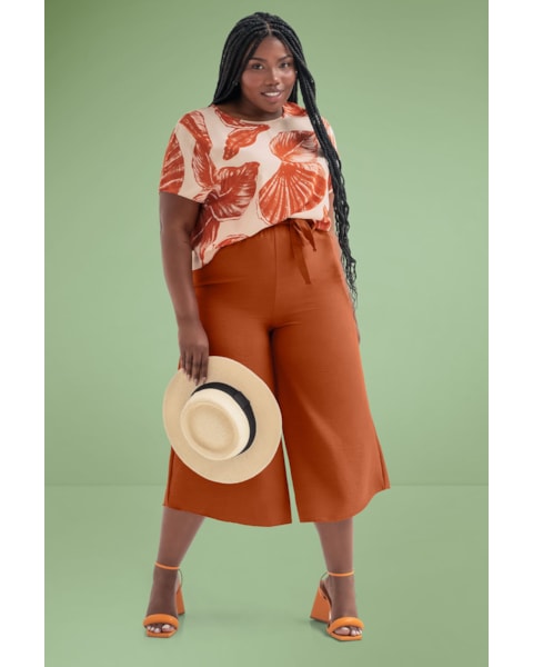 Blusa Feminina em Tecido Estampado Cereja Curves