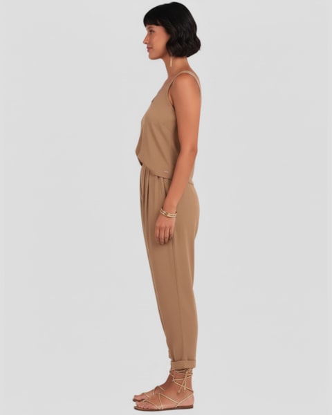 Blusa Feminina em Viscose com Decote V Cereja Rosa Bege