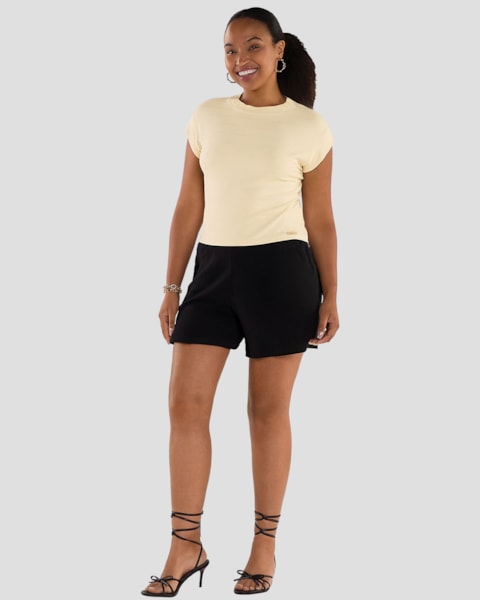 Blusa Feminina em Viscose Trabalhada com Retilínea - Cereja Rosa - Tapioca