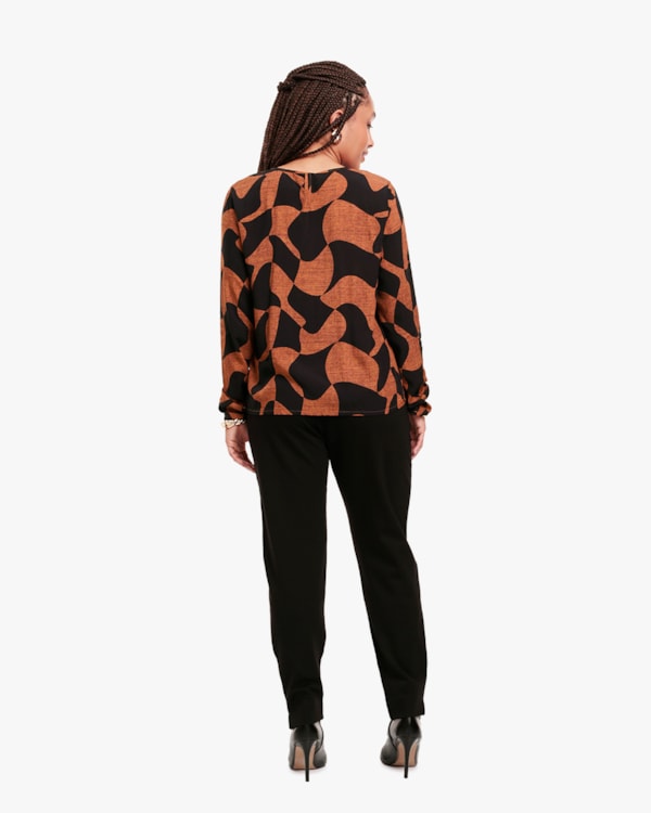 Blusa Feminina Estampada com Manga Longa e Decote Gota - Cereja Rosa - Ocre