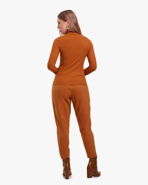 Blusa Feminina Manga Longa Canelada com Pregas - Cereja Rosa - Preto
