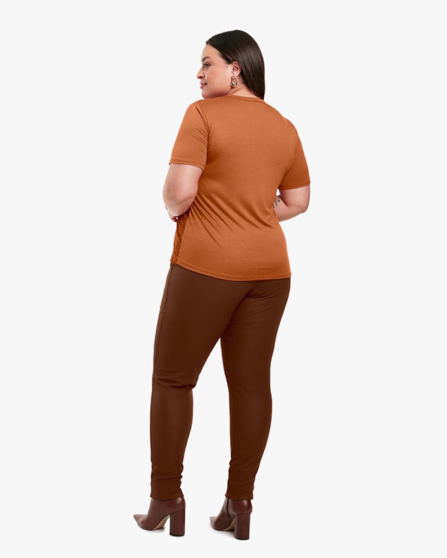 Blusa Feminina Plus Size Estampada com Manga Curta - Cereja Rosa- Ocre-875fd6dd-26de-42af-a0b9-fa71da95dc57