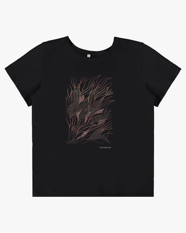 Blusa Manga Curta com Estampa Digital - Cereja Rosa - Preto P