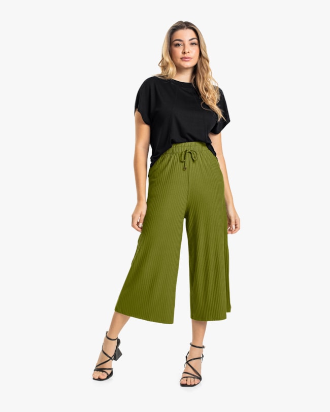 Blusa Manga Curta em Viscose com Retilínea Cereja Rosa-39a8b14f-e506-4140-adfa-b4f13d76f867