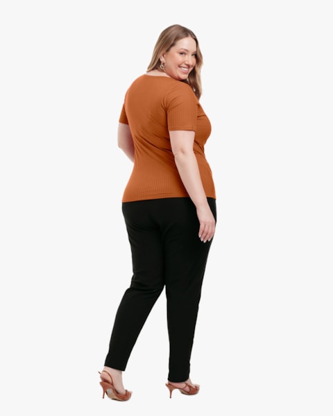 Blusa Plus Size Canelada com Decote Franzido - Cereja Rosa - Inca
