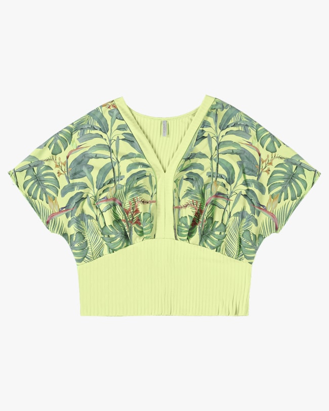 Blusa Plus Size Canelada com Recortes Estampado - Cereja Rosa - Lume P-1acc1e57-52a5-4a7c-ba7c-c423a07961de