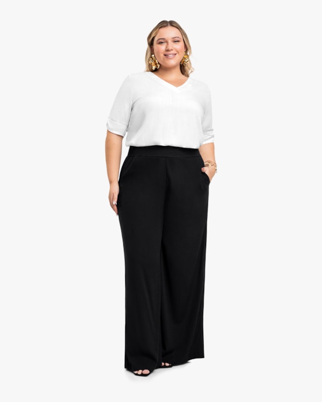 Blusa Plus Size Decote V com Mangas Dobradas - Cereja Rosa- Branco-9418bd1d-f5ff-44b6-bdac-d50c61d2c4ea