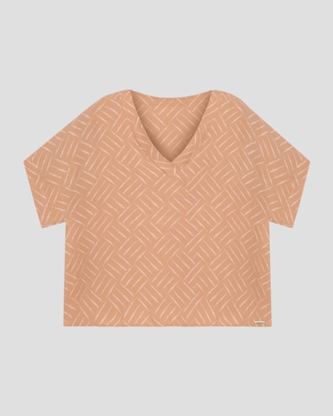 Blusa Plus Size em Viscose Estampa Decote V Cereja Rosa Bege