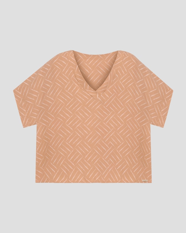 Blusa Plus Size em Viscose Estampa Decote V Cereja Rosa Bege-172bef5a-8aed-47c6-b00b-7c1db1b493e8