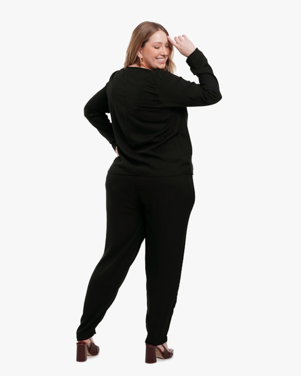 Blusa Plus Size Manga Longa com Decote Gota - Cereja Rosa - Preto