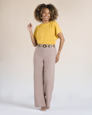 Blusa Viscose Crepe com Retilínea e Pregas - Cereja Rosa - Mostarda P