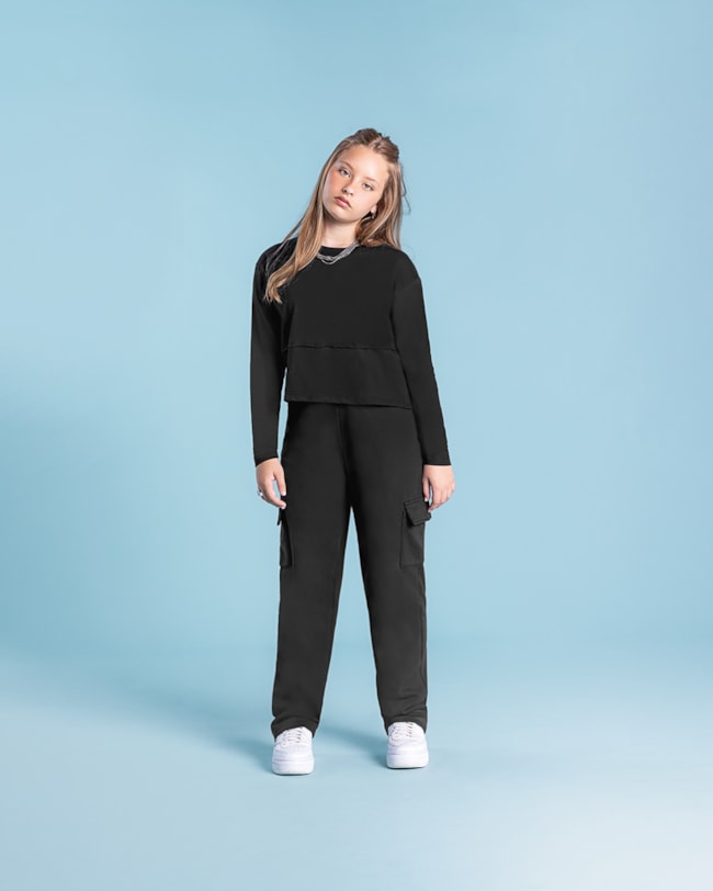 Calça Cargo Juvenil Feminino em Moletom BaseD - Preto-18c7808b-214b-4c80-9857-e49151823848