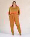 Calça Cenoura Plus Size em Viscose - Cereja Rosa - Orange-4c20443e-ad04-42fc-9e8a-9a6a11bd7dc9