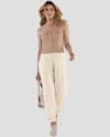 Calça Feminina com Bolsos Cargo em Viscose- Cereja Rosa - Areia-6efc9196-8945-482d-897a-9f0ac859323c