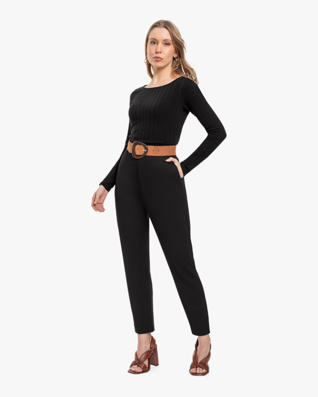 Calça Feminina em Alfaiataria com Bolsos - Cereja Rosa - Preto-f52ab9c9-697b-4039-8af3-49cfee74abb8