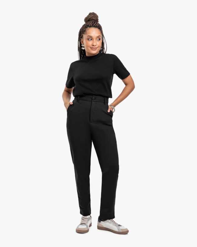 Calça Feminina em Alfaiataria com Bolsos - Cereja Rosa - Preto-0f91baee-749b-4ef2-893b-787c6b3fef3b