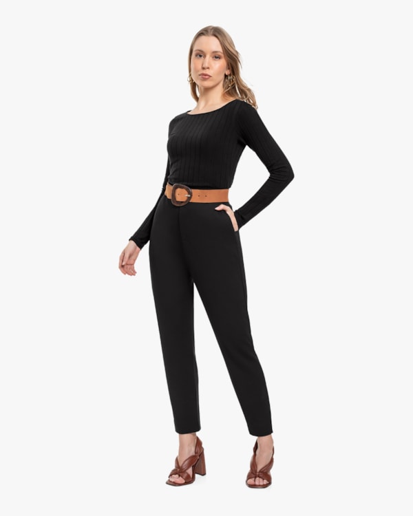 Calça Feminina em Alfaiataria com Bolsos - Cereja Rosa - Preto