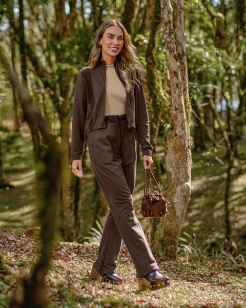 Calça Feminina em Moletom com Faixa e Bolso- Cereja Rosa - Marrom