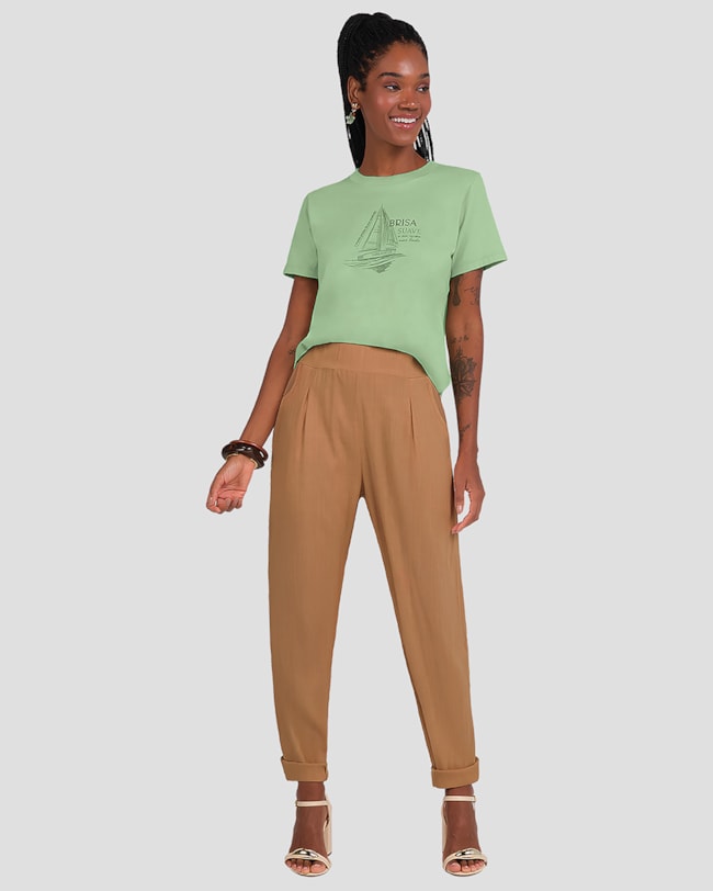 Calça Feminina em Viscose com Pregas Cereja Rosa Bege-ac8d00ce-ec36-446b-90b4-b856d97740a1