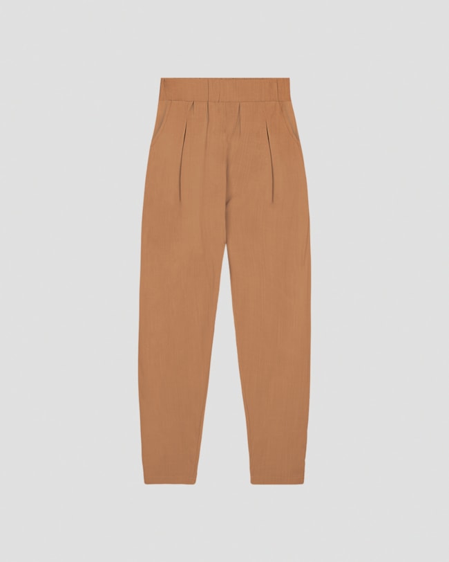 Calça Feminina em Viscose com Pregas Cereja Rosa Bege-536fb225-58cf-4b62-b530-5dc2c44e6c00