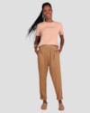 Calça Feminina em Viscose com Pregas Cereja Rosa Bege-0569cfc2-a7c4-40b9-bd56-5618e7d4e58e