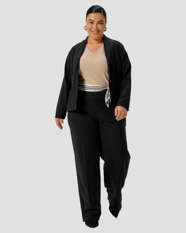 Calça Feminina Plus Size em Moletinho com Bolso - Cereja Rosa - Preto-51b01c1a-d39d-4520-bf8a-d5303c99df60