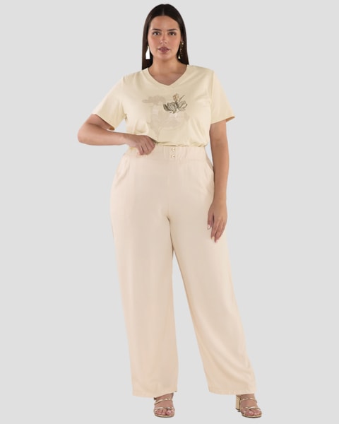 Calça Feminina Plus Size em Tecido Plano com Bolsos - Cereja Rosa - Areia