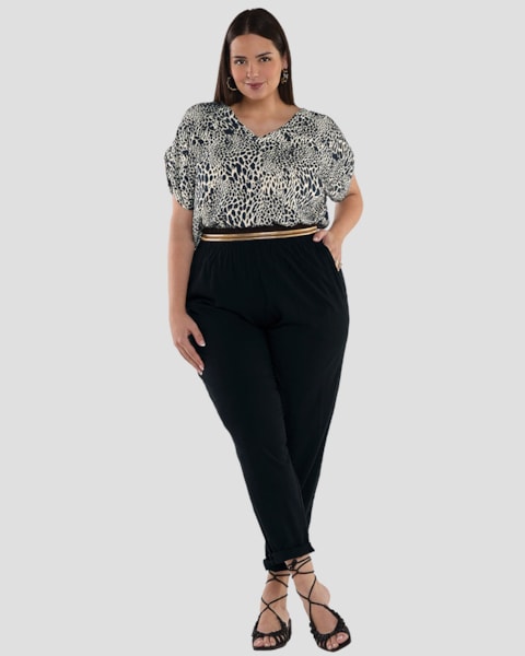 Calça Feminina Plus Size em Viscose com Bolso - Cereja Rosa - Preto