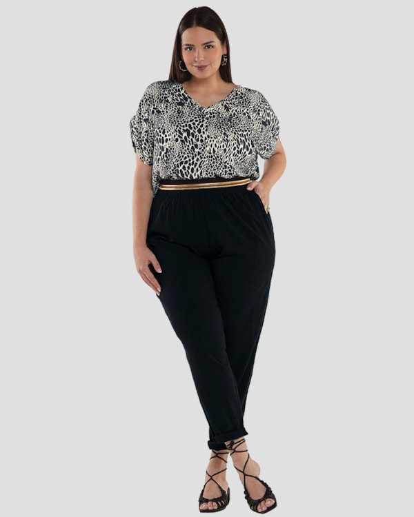 Calça Feminina Plus Size em Viscose com Bolso - Cereja Rosa - Preto