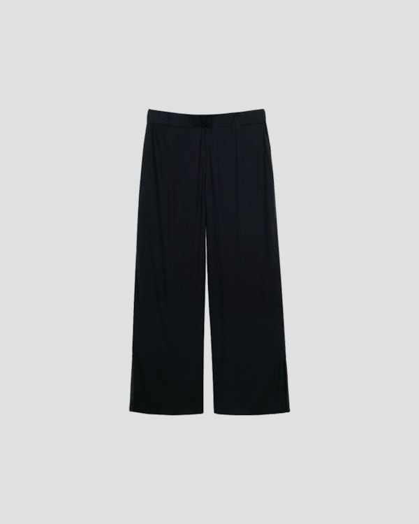 Calça Feminina Plus Size em Viscose com Bolso Cereja Rosa Preto
