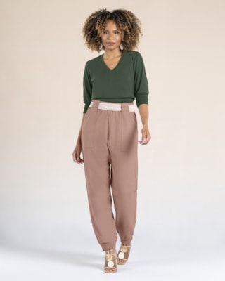 Calça Jogger Feminina em Moletinho Rústico - Cereja Rosa - Aveia P