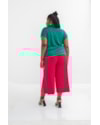Calça Pantacourt Canelada Cereja Curves-208ba3d2-418c-413d-b816-dec8b8856380