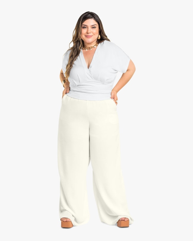 Calça Pantalona com Bolsos Plus Size Cereja Rosa-a98c3e34-2144-4cd0-bbc3-8821460a620a