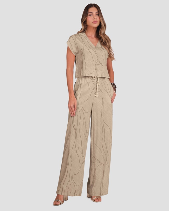 Calça Pantalona em Viscose com Cinto Cereja Rosa Bege-324bec61-30da-4c40-bfa6-2d226591d2a4