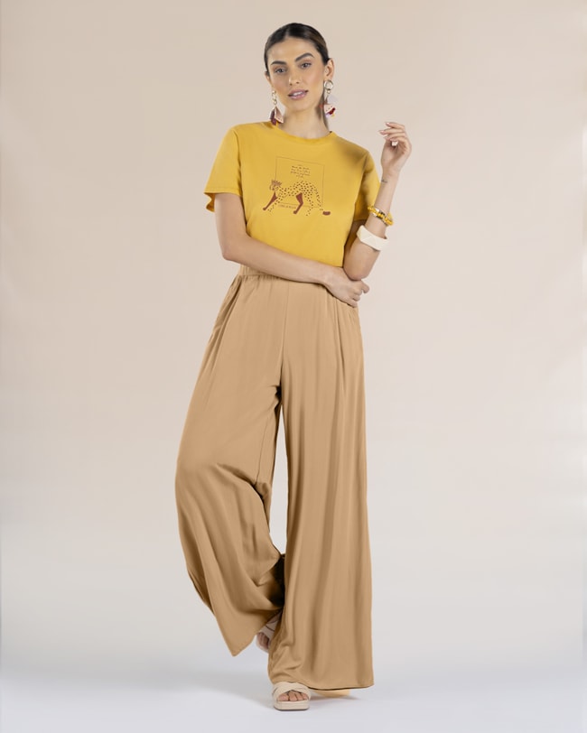 Calça Pantalona em Viscose com Pregas- Cereja Rosa - Trufa G-ce34549a-3865-47a1-8d5a-b09a55e42501