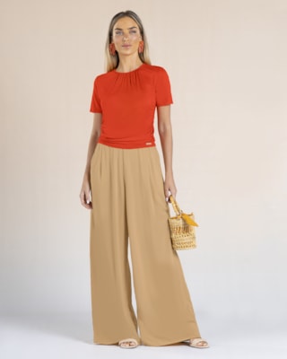 Calça Pantalona em Viscose com Pregas- Cereja Rosa - Trufa G